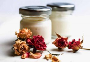 DIY : 4 recettes pour la fabriquer sa crème de jour maison