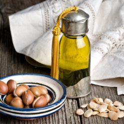 Huile d'argan : un soin miracle pour la peau les cheveux et les ongles