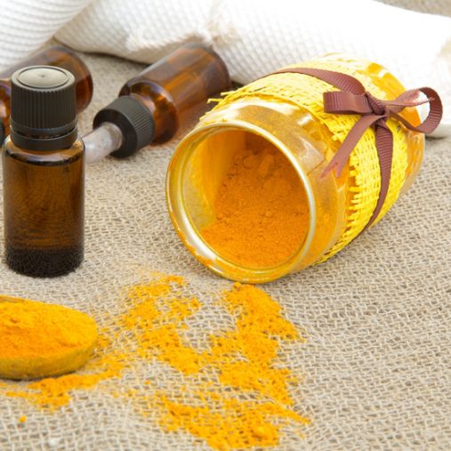 Huile essentielle de Curcuma : bienfaits et utilisations