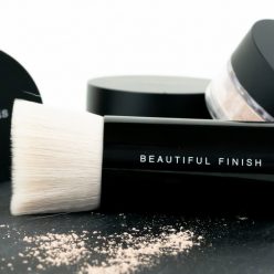 Fond de teint minéral : le produit idéal pour une peau sans défaut Bareminerals