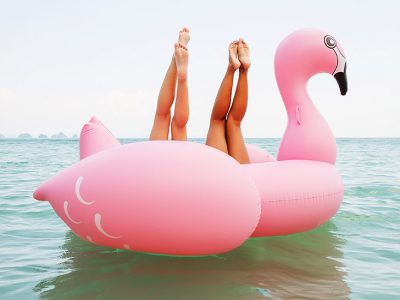 Jambes lourdes : astuces et remèdes au naturel